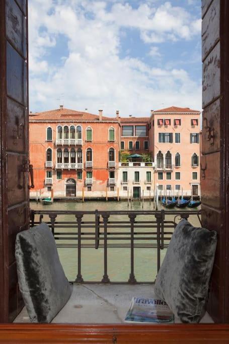 Palazzo Alvera Grand Canal Venedig Exteriör bild